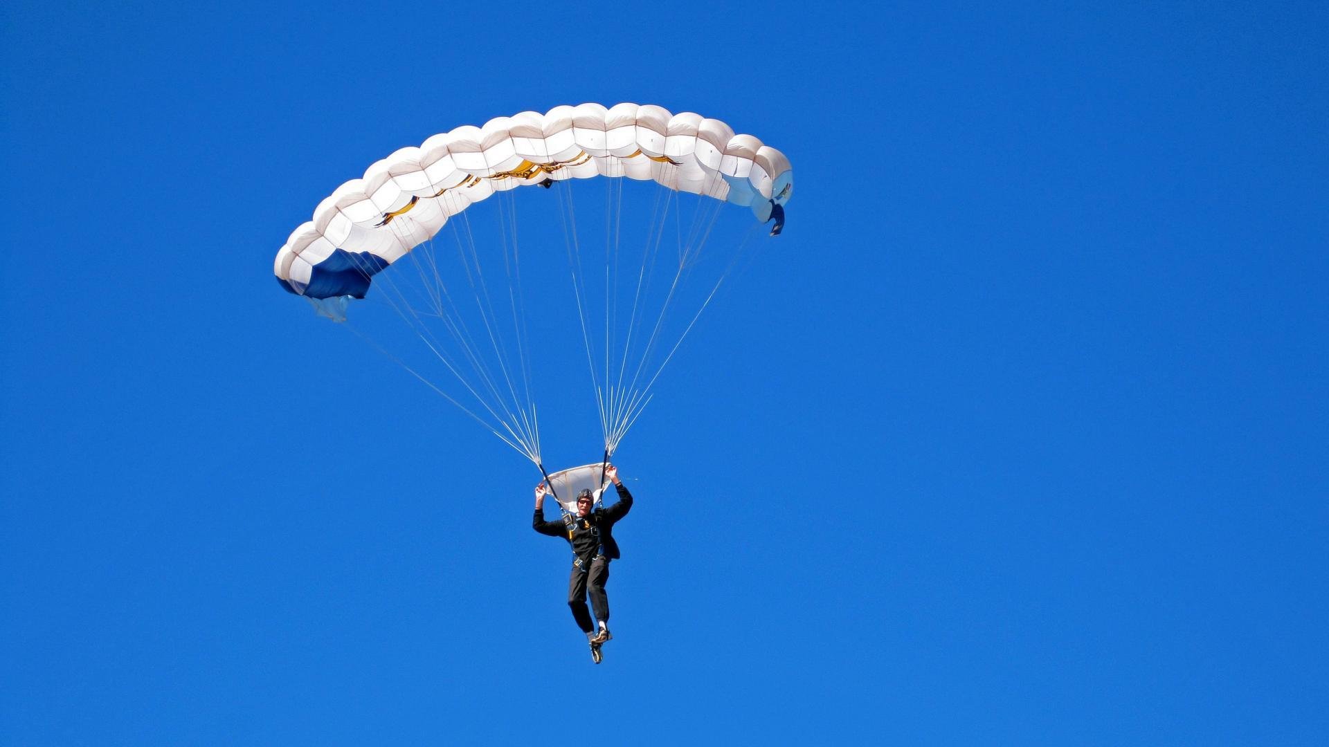 极光探险跑：追随极光的运动盛宴，极光寻宝