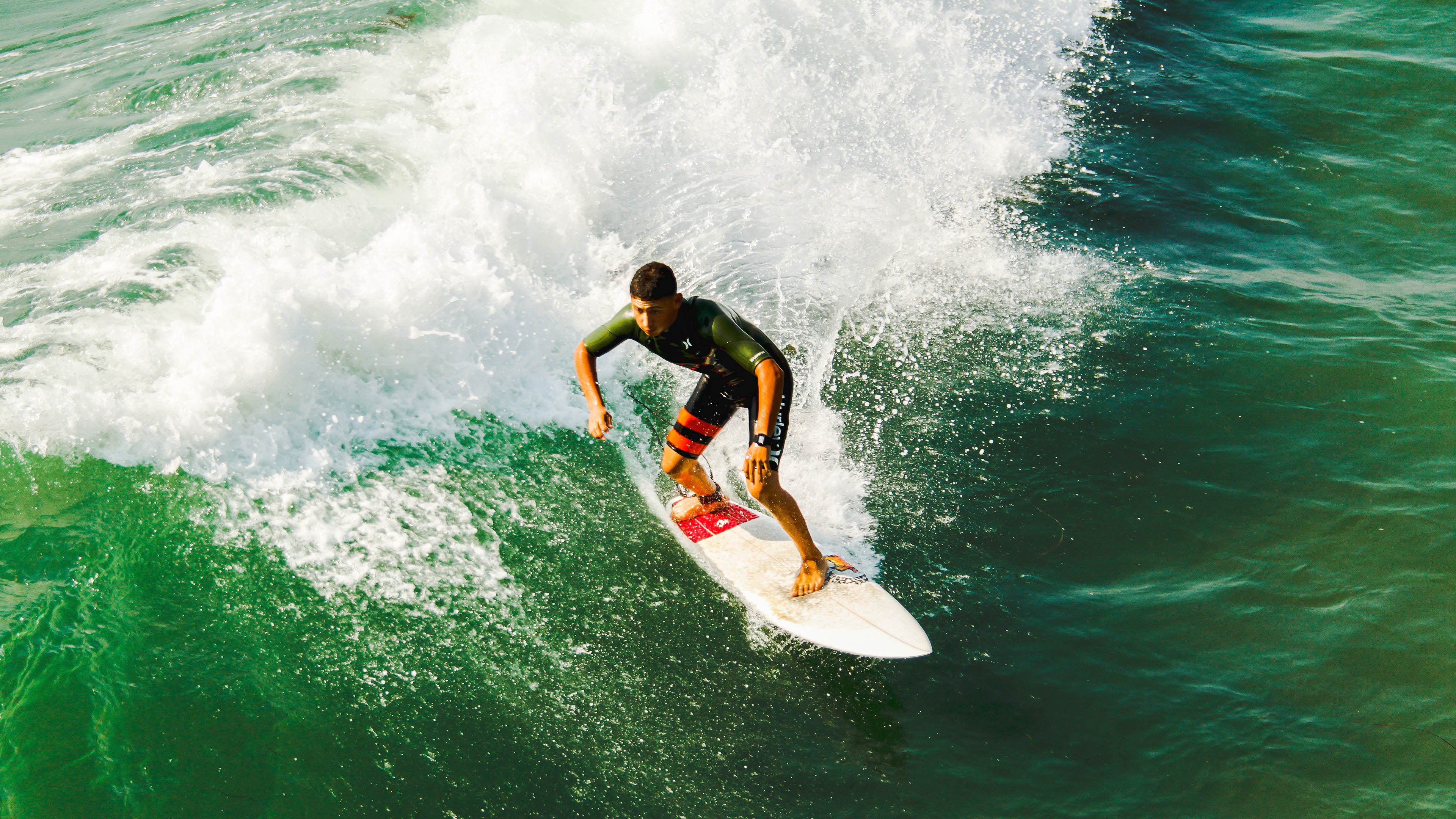 爱游戏综合娱乐-青少年电竞培训体系优化，打造行业“后备军”，中学生电竞培训